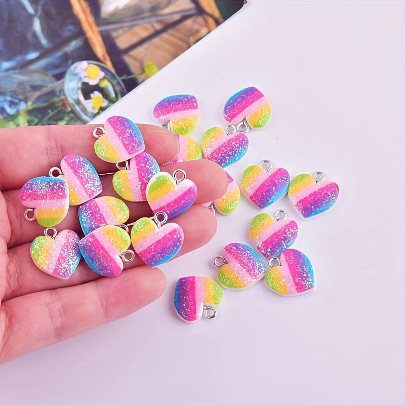 Resin Art Pendant - 10 قطع من الحليات الراتنجية الملونة