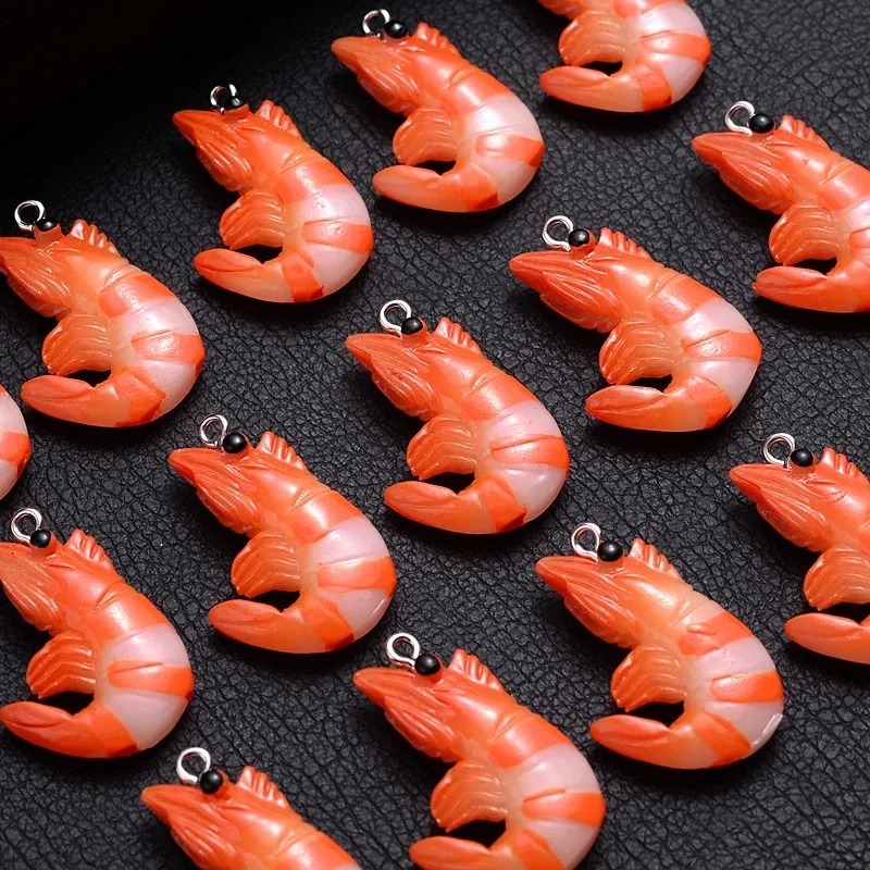 10 قطع من الحلي الكرتونية المص - مراجعة Resin Art Pendant وسعره