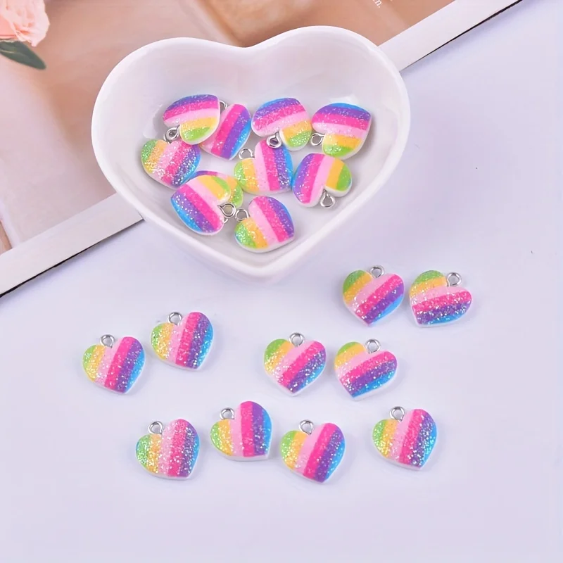 10 قطع من الحليات الراتنجية ال - مراجعة Resin Art Pendant وسعره